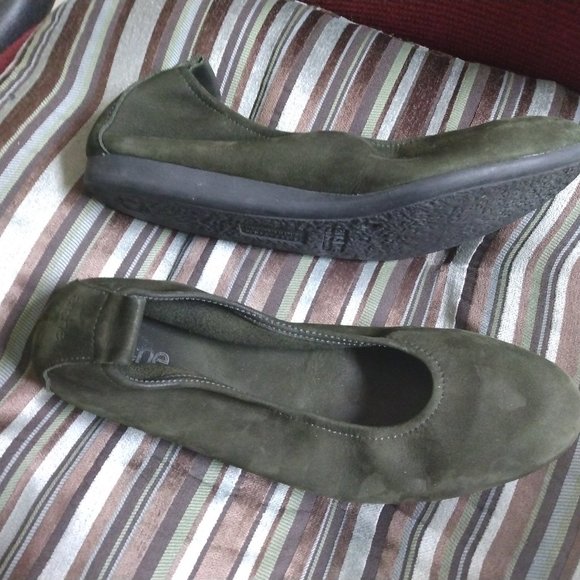 Arche Shoes Arche Laius Ballerina Suede Olive Green Ballet Flats